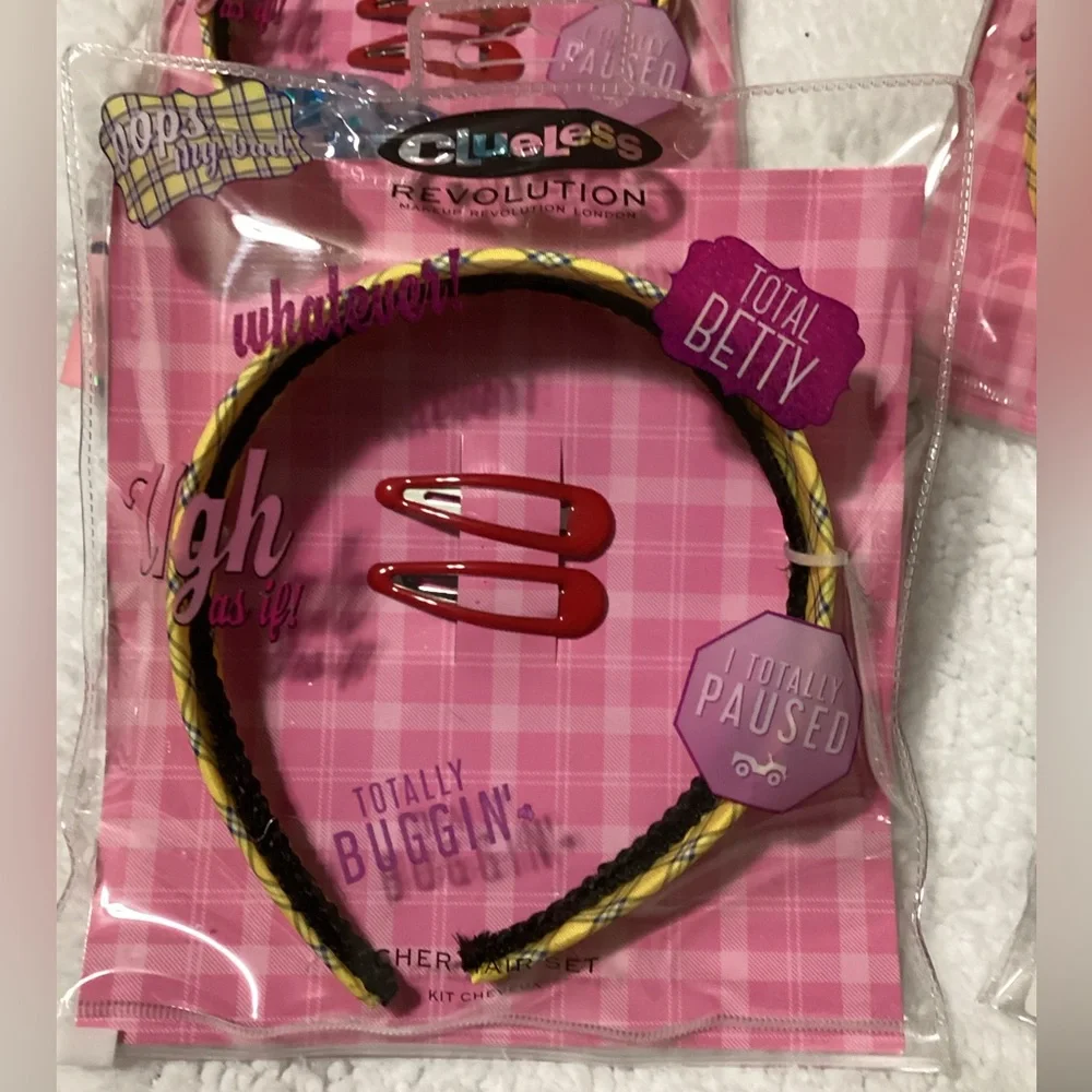 Hair Accessories Bundle - New in package - Picture 2 of 6